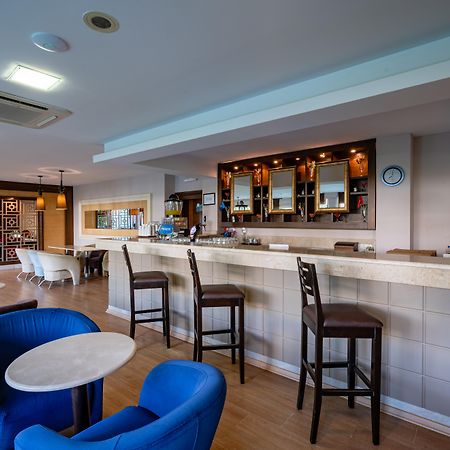 Palmeras Beach Hotel Ultra All Inclusive Konaklı Екстериор снимка