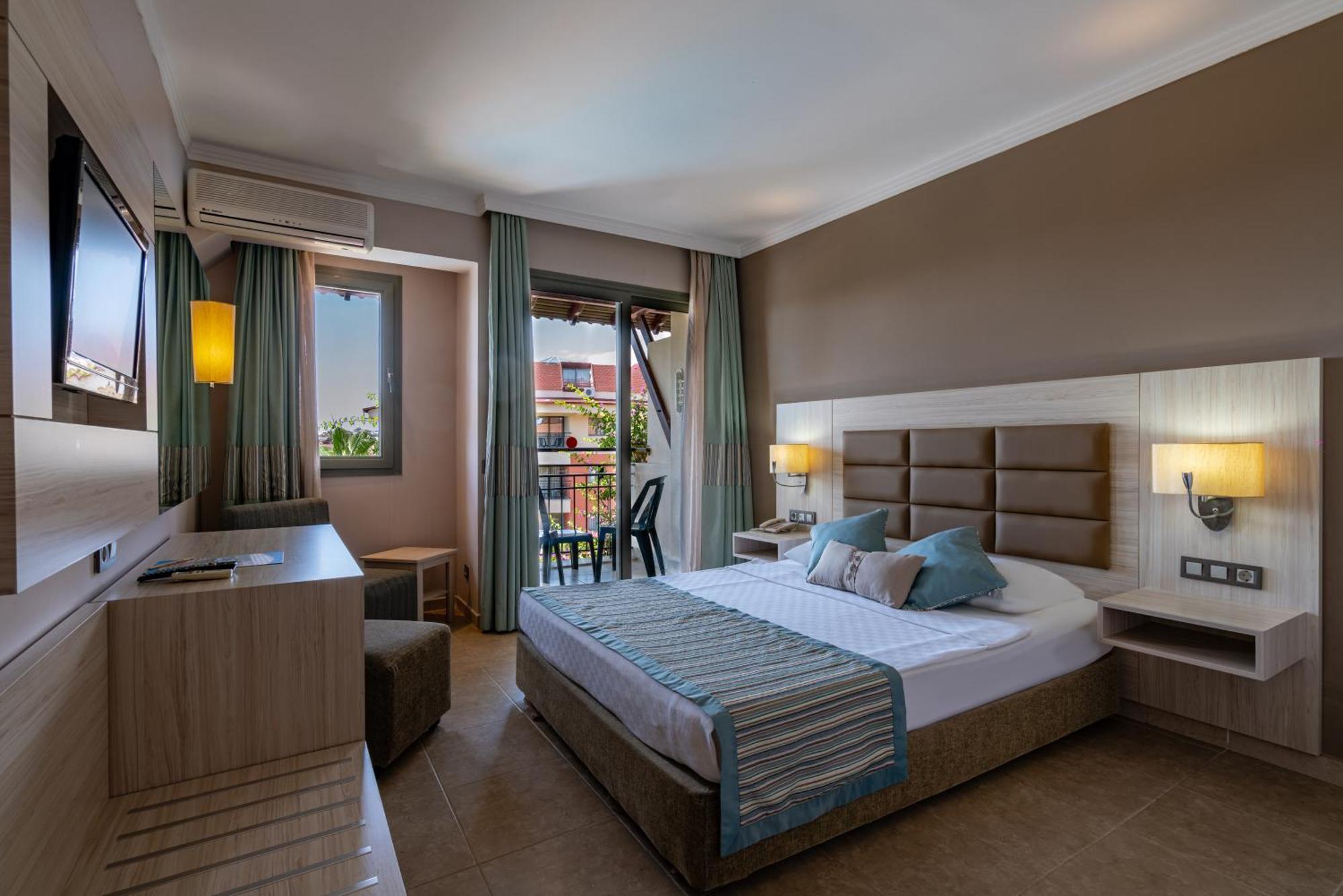 Palmeras Beach Hotel Ultra All Inclusive Konaklı Екстериор снимка